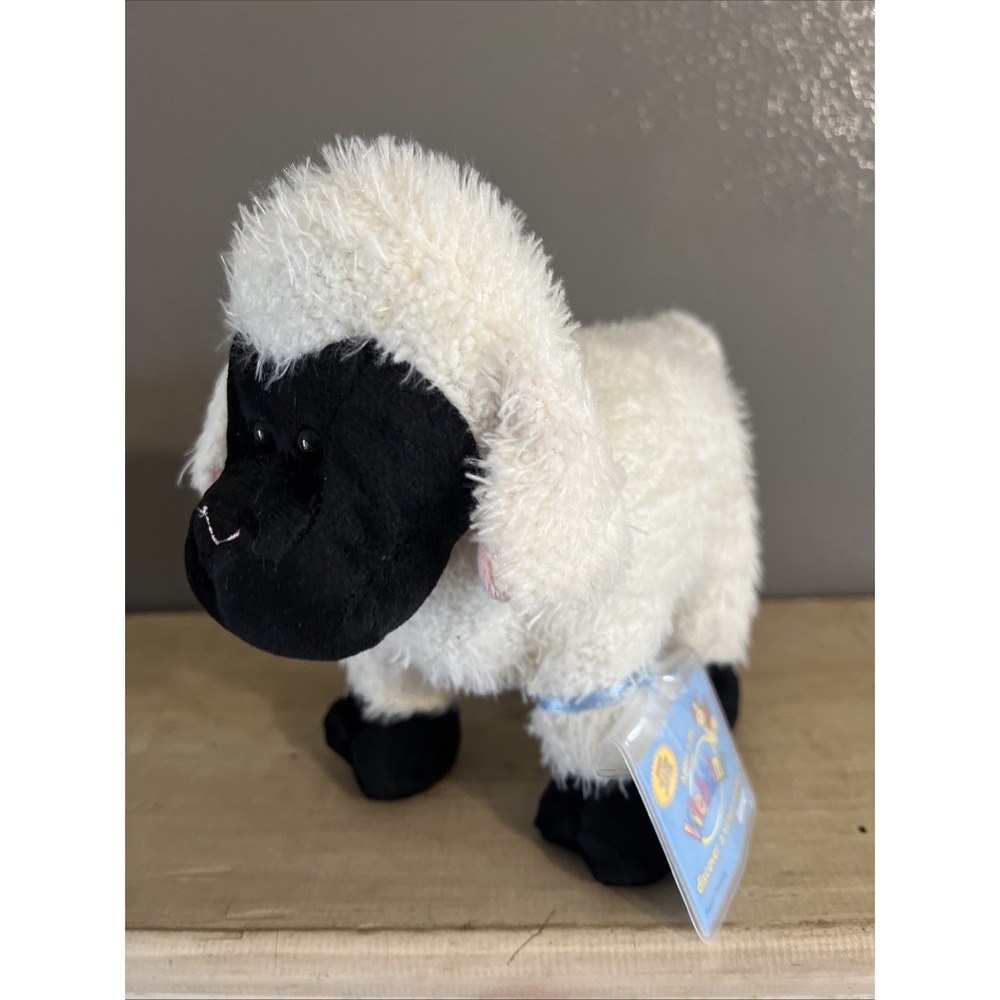 Webkinz Sheep HM227 Brand New With Sealed Code